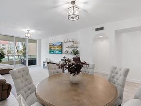 3340 NE 190th St 204, Aventura FL 33180