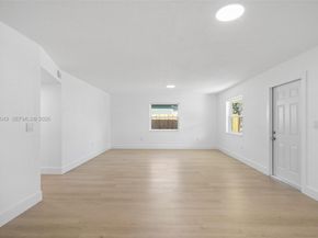 2241 Hope St, Hollywood FL 33020