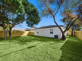 2241 Hope St, Hollywood FL 33020