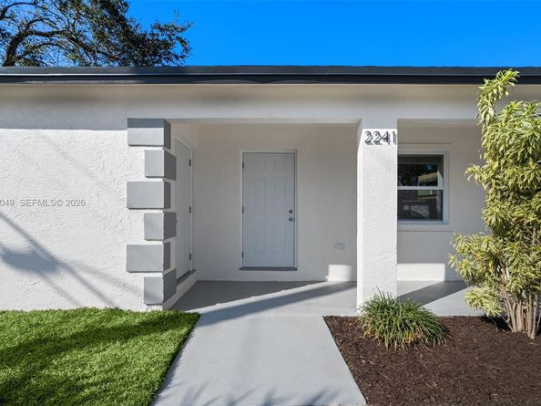 2241 Hope St, Hollywood FL 33020