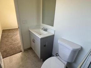 7200 NW 4th Pl 201, Margate FL 33063