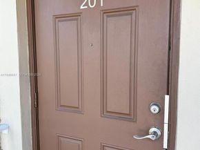 7200 NW 4th Pl 201, Margate FL 33063