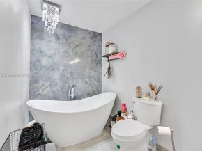 17070 Boca Club Blvd 4, Boca Raton FL 33487