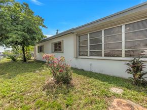 4296 E 9th Ln, Hialeah FL 33013