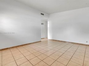 4296 E 9th Ln, Hialeah FL 33013