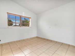 4296 E 9th Ln, Hialeah FL 33013
