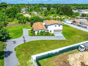 19450 SW 125th Ave, Miami FL 33177