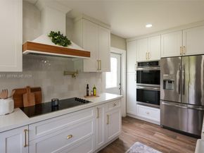 19450 SW 125th Ave, Miami FL 33177