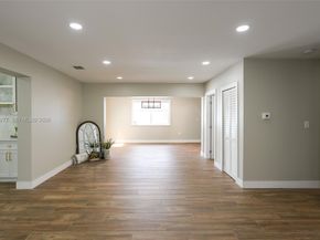 19450 SW 125th Ave, Miami FL 33177