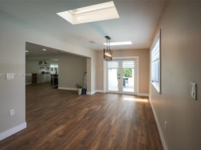 19450 SW 125th Ave, Miami FL 33177