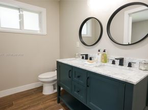 19450 SW 125th Ave, Miami FL 33177