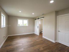 19450 SW 125th Ave, Miami FL 33177