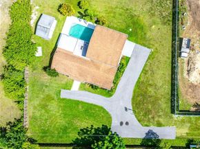 19450 SW 125th Ave, Miami FL 33177