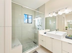 6529 SW 30th St, Miami FL 33155