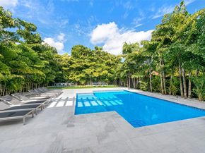 6529 SW 30th St, Miami FL 33155