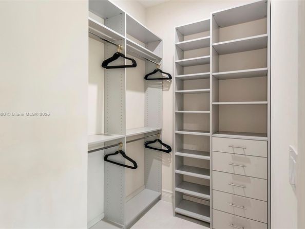 6529 SW 30th St, Miami FL 33155