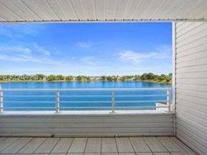 3425 NW 44th St 204, Oakland Park FL 33309