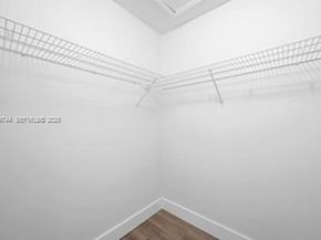 3425 NW 44th St 204, Oakland Park FL 33309