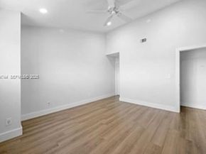 3425 NW 44th St 204, Oakland Park FL 33309