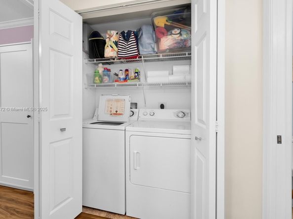 2421 NE 65th St 211, Fort Lauderdale FL 33308