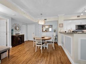 2421 NE 65th St 211, Fort Lauderdale FL 33308