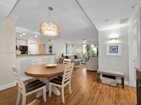 2421 NE 65th St 211, Fort Lauderdale FL 33308