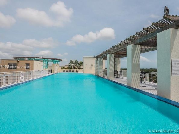 7275 SW 90th Way 302, Miami FL 33156