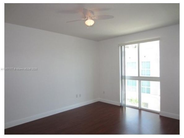 7275 SW 90th Way 302, Miami FL 33156