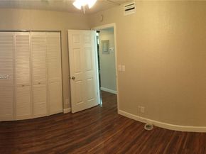 1028 Twin Lakes Dr 21C, Coral Springs FL 33071