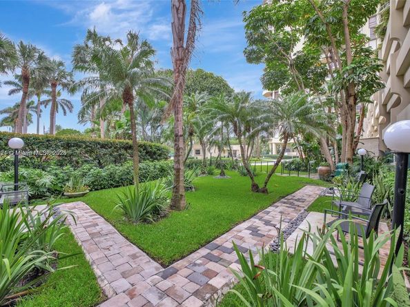 20191 E Country Club Dr 2603, Aventura FL 33180