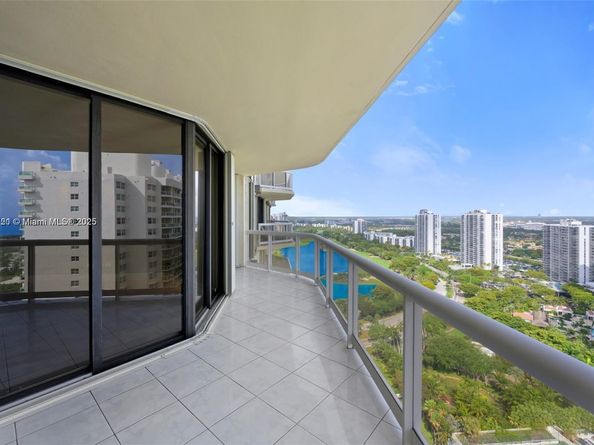 20191 E Country Club Dr 2603, Aventura FL 33180