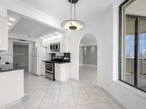 20191 E Country Club Dr 2603, Aventura FL 33180