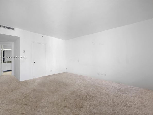 20191 E Country Club Dr 2603, Aventura FL 33180