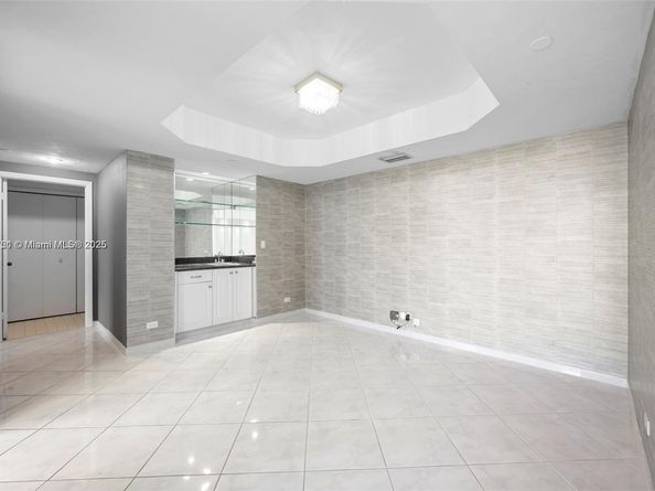 20191 E Country Club Dr 2603, Aventura FL 33180