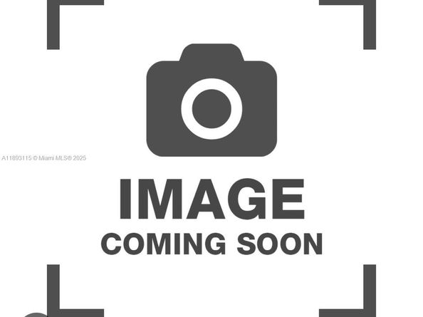 7160 SW 15th St, Miami FL 33144