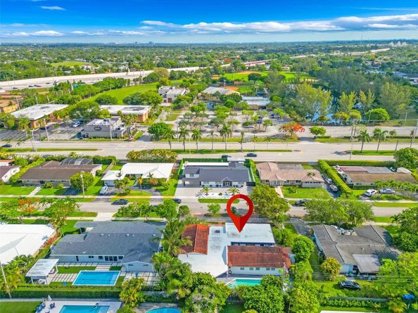 9350 SW 88th Ter, Miami FL 33176