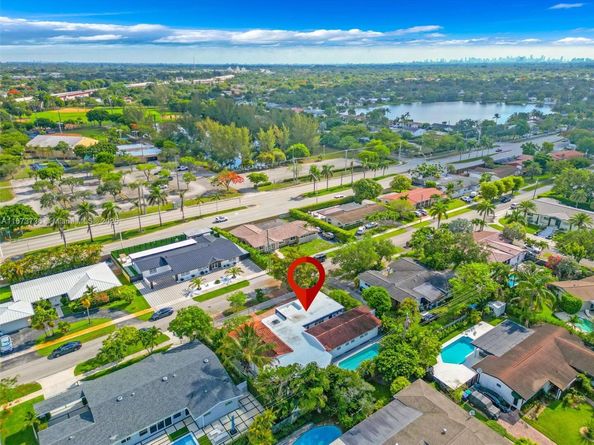 9350 SW 88th Ter, Miami FL 33176