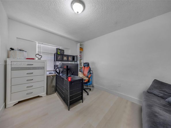 625 SW 16th Ave, Miami FL 33135