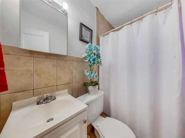 625 SW 16th Ave, Miami FL 33135