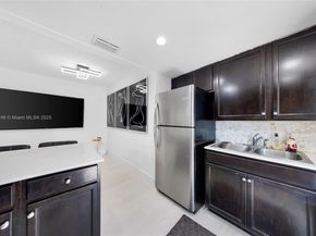 625 SW 16th Ave, Miami FL 33135