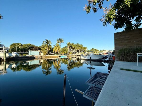 1945 NE 123rd St, North Miami FL 33181