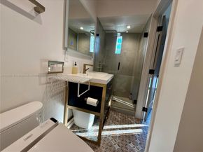 1945 NE 123rd St, North Miami FL 33181