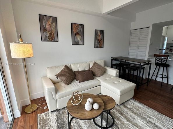 1638 SW 3rd St 303, Miami FL 33135