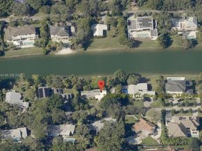 11820 SW 69th Ct, Pinecrest FL 33156