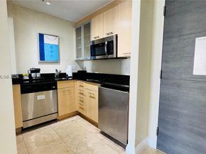 2670 E Sunrise Blvd 615, Fort Lauderdale FL 33304