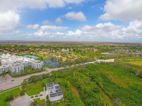 2000 Metropica Way 2501, Sunrise FL 33323