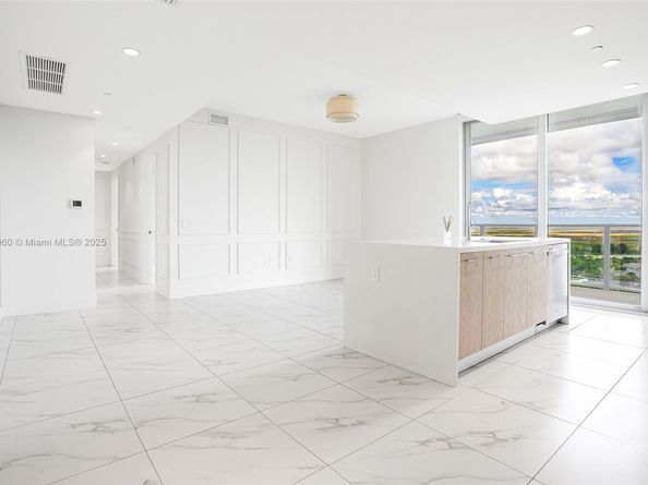 2000 Metropica Way 2501, Sunrise FL 33323