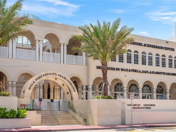 10201 E Broadview Dr, Bay Harbor Islands FL 33154