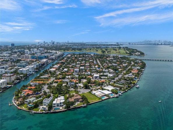 10201 E Broadview Dr, Bay Harbor Islands FL 33154