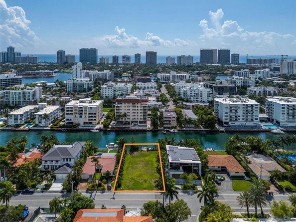 10201 E Broadview Dr, Bay Harbor Islands FL 33154